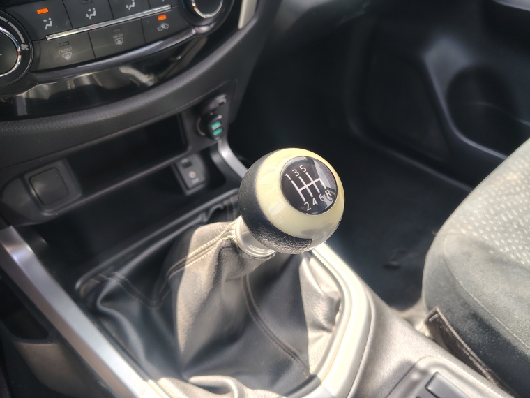 Nissan Np300 Np300 2.3 2018 Usado en Rosselot Usados Nissan Np300 Np300 2.3 2018 Usado en Rosselot Usados