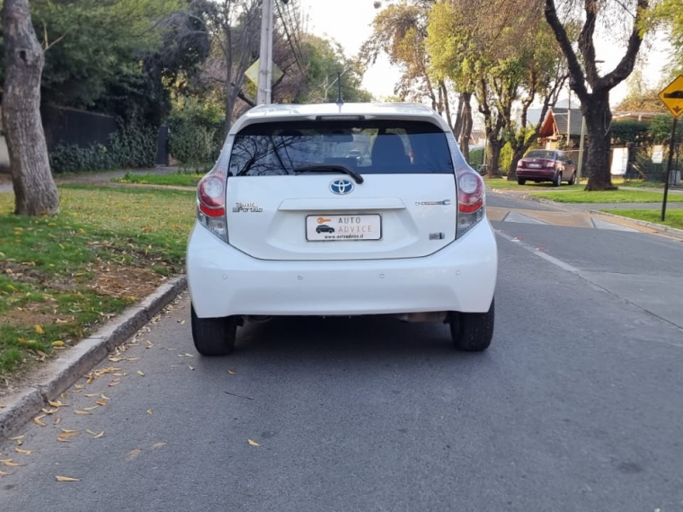 Toyota Prius C 1.5 Hybrid 2013 Usado en Autoadvice Autos Usados