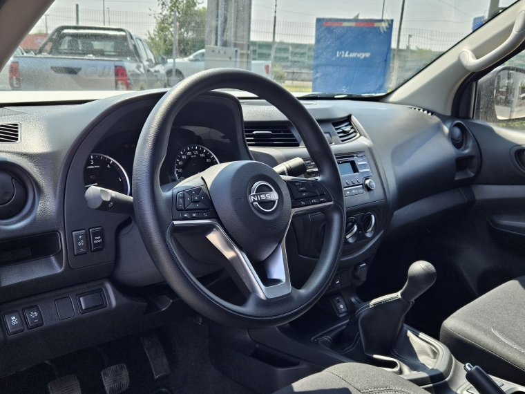 Nissan Navara Dc Se 2.3d Mt 4wd 2023 Usado  Usado en Kovacs Usados