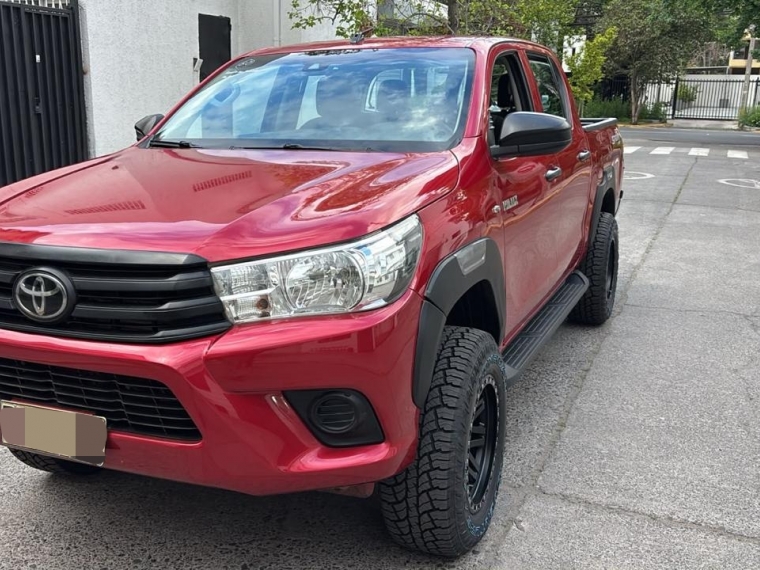 Toyota Hilux Dcab Dx 4X2 2.4Cc