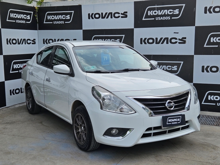 Nissan Versa 1.6 Sense  Mt 2015 Usado  Usado en Kovacs Usados