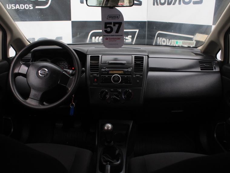 Nissan Tiida 1.6  Sedan  Mt 2015 Usado  Usado en Kovacs Usados