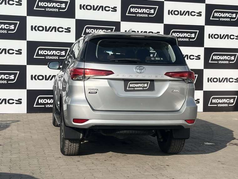 Toyota Fortuner Sr5 Lfc0 At 2018 Usado  Usado en Kovacs Usados
