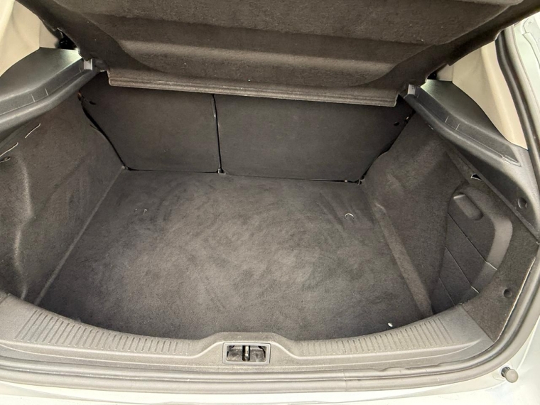 Renault Megane Dynamique Hb 2.0 At 2015 Usado en Automotriz Olea Flaño