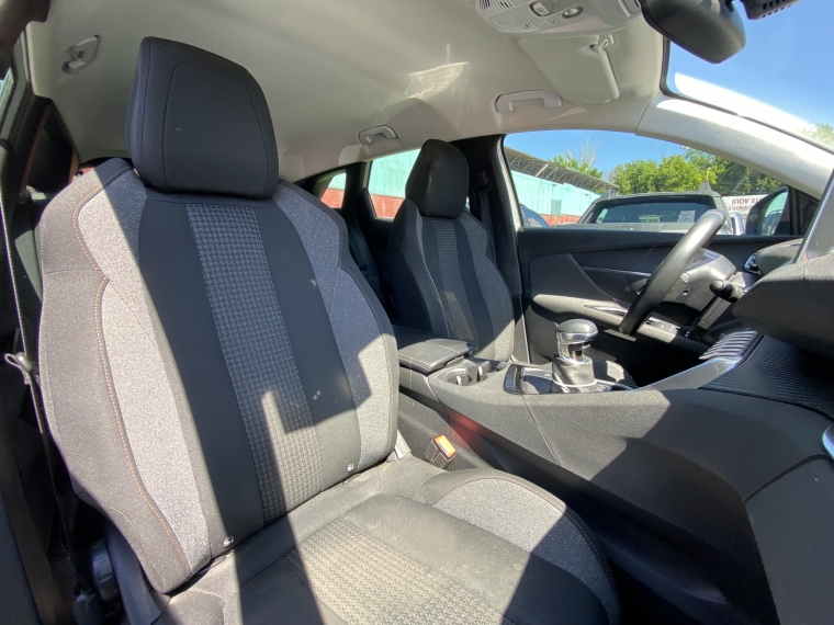 Peugeot 3008 3008 Puretech 1.2l 2023 Usado en Rosselot Usados