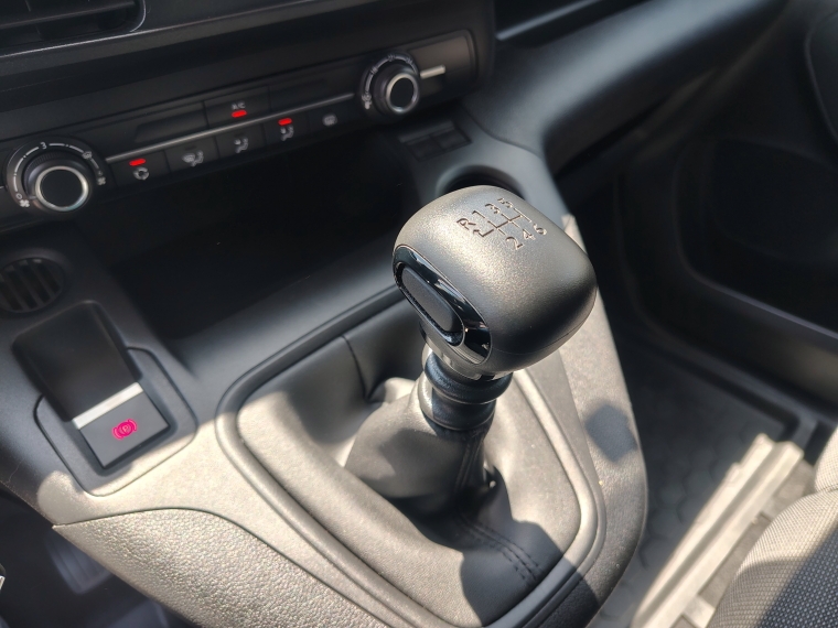 Peugeot Partner Partner L2 Bluehdi 100 2023 Usado en Rosselot Usados