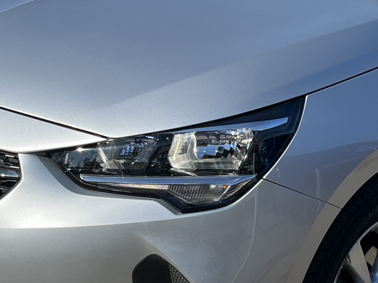 Opel Corsa Corsa Mt5 1.2 2023 Usado en Rosselot Usados