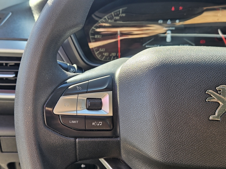 Peugeot Landtrek Landtrek Active Bluehdi 180 4x2 Euro 6b 2024 Usado en Rosselot Usados