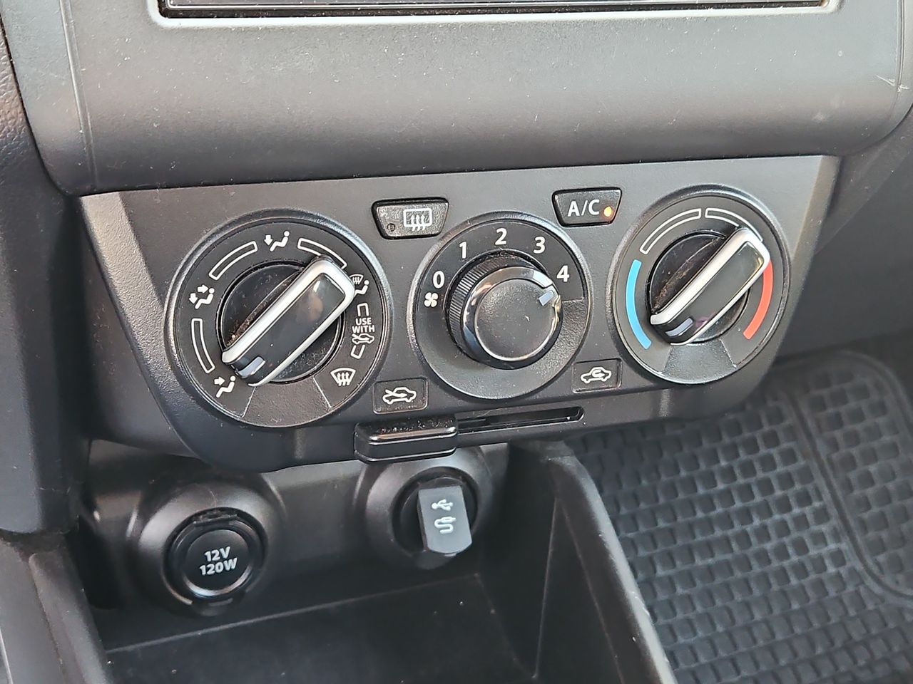 Suzuki Swift Swift Gl Hb 1.2 2023 Usado en Usados de Primera - Sergio Escobar