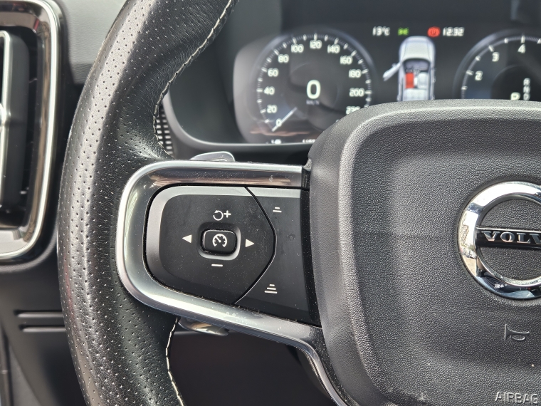 Volvo Xc40 Xc40 T4 Fwd 2.0 Aut 2020 Usado en Rosselot Usados