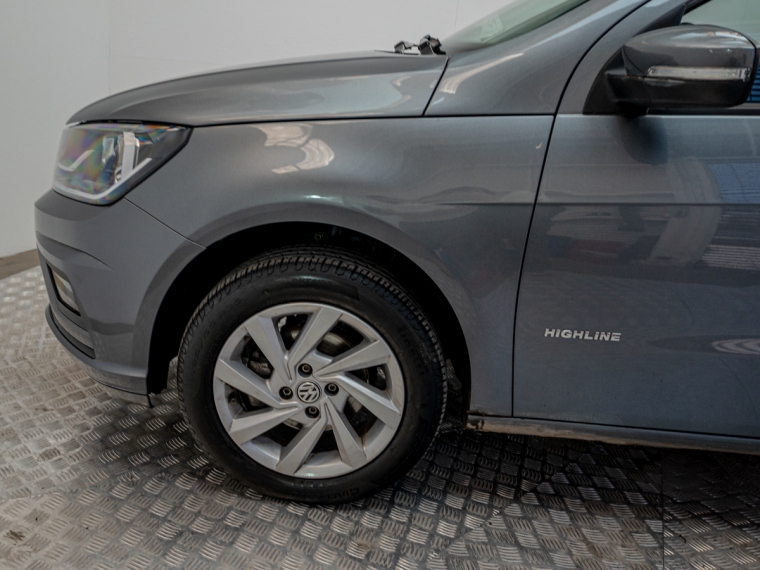 Volkswagen Gol  1.6 Highline Mt 2022 Usado  Usado en Pompeyo