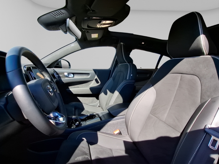 Volvo C40 P8 Recharge 2024 Usado  Usado en BMW Premium Selection