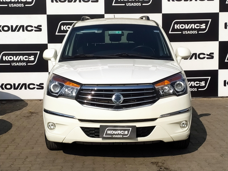 Ssangyong Stavic 2.0 Rd 301 Std Mt Diesel 2019 Usado  Usado en Kovacs Usados