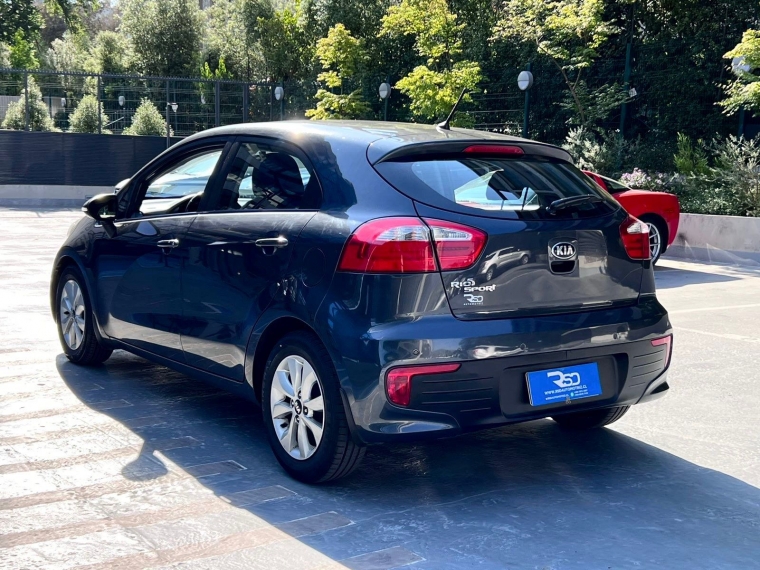 Kia Rio 5 2017 Usado  Usado en Webautos.cl