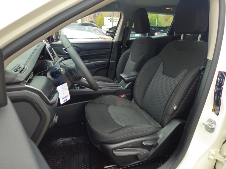 Jeep Compass Compass Sport 4x2 1.3 Aut 2023 Usado en Rosselot Usados