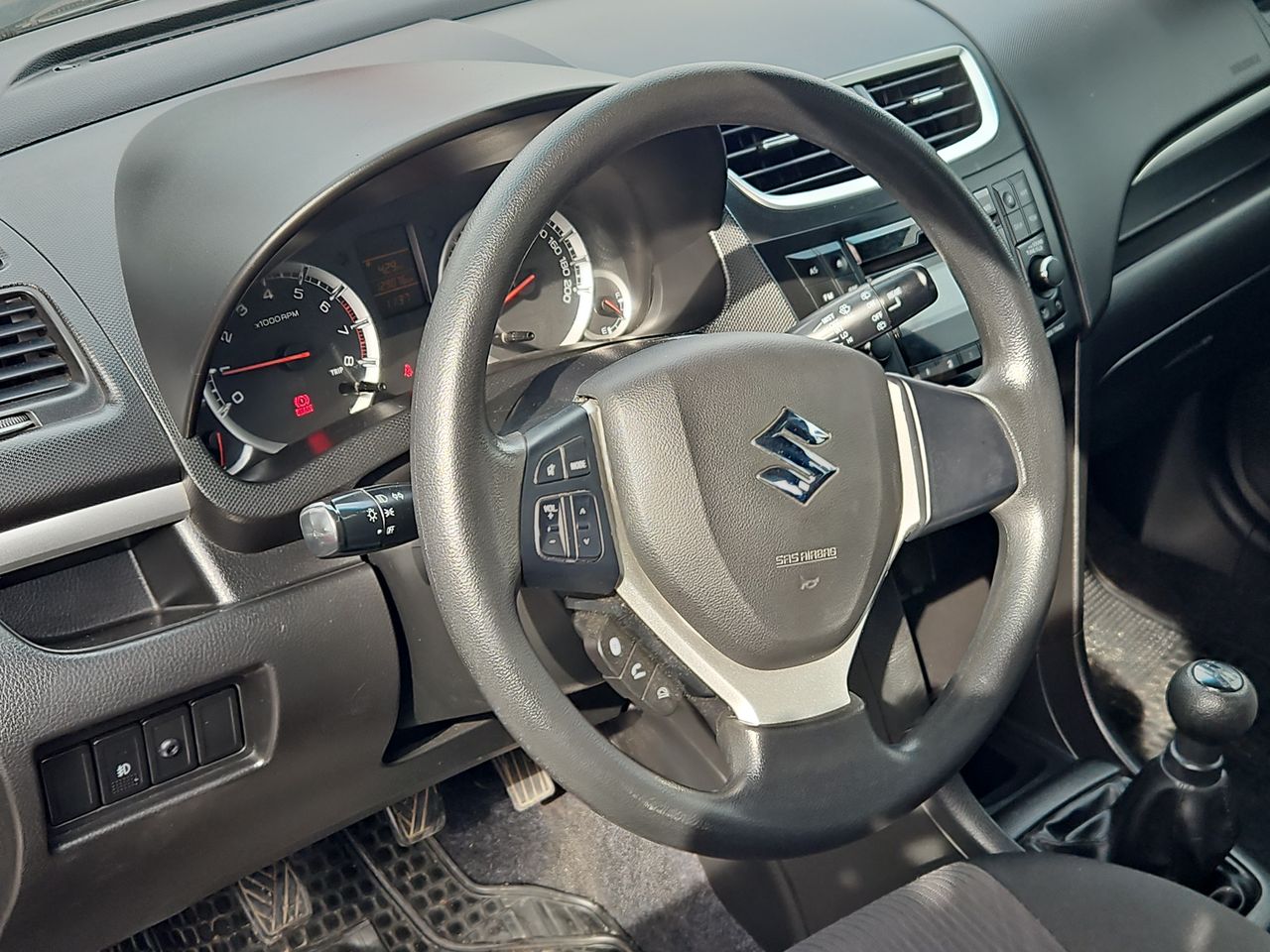 Suzuki Swift Swift Gl 1.2 2015 Usado en Usados de Primera - Sergio Escobar