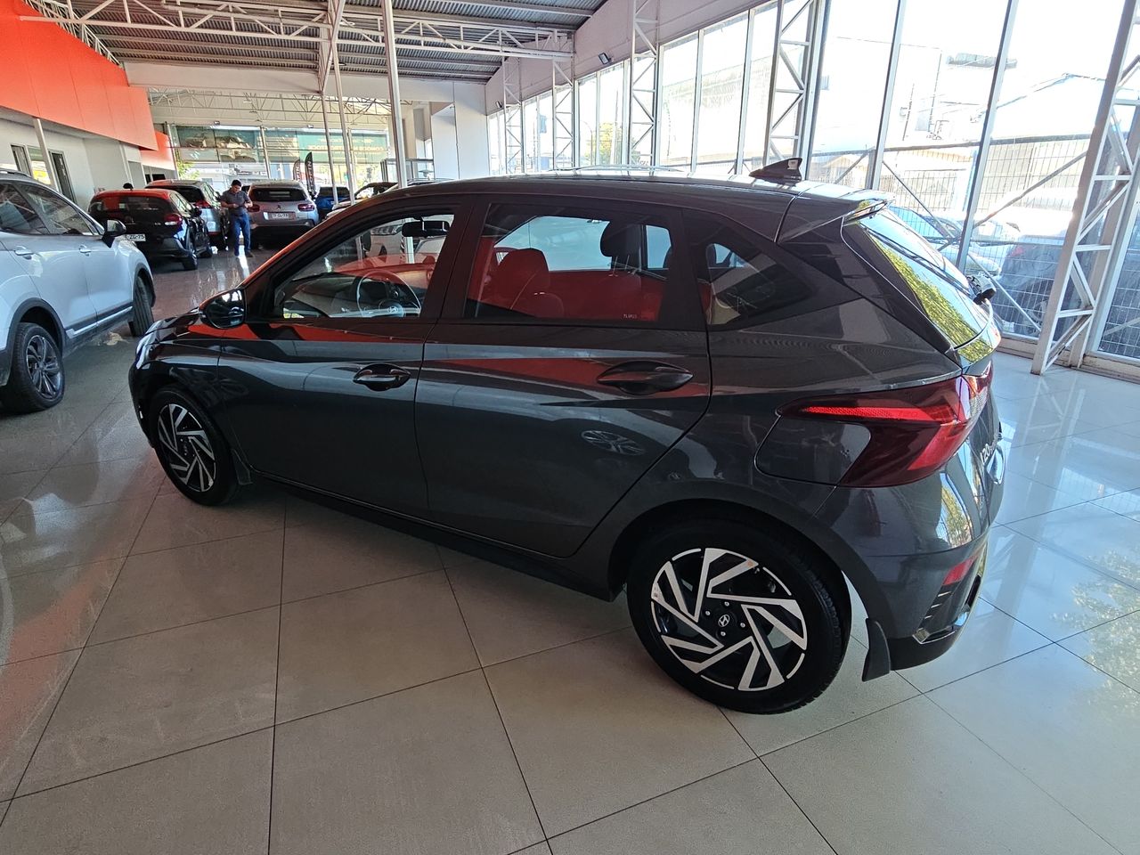 Hyundai I-20 I20 B13 Mpi 1.4 Aut 2024 Usado en Usados de Primera - Sergio Escobar