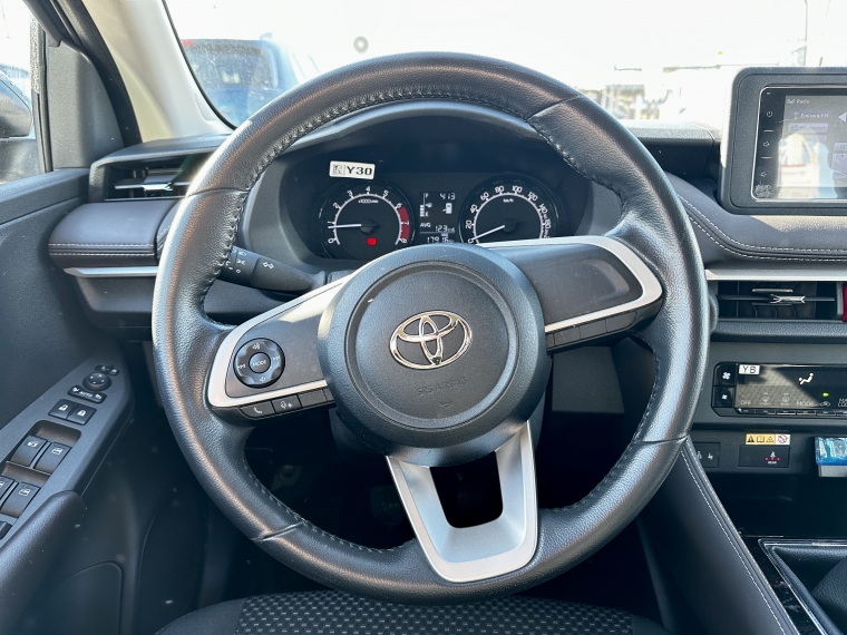 Toyota Yaris 1.5 E Sedan Mt 2023 Usado Usado en Kovacs Usados Toyota Yaris 1.5 E Sedan Mt 2023 Usado Usado en Kovacs Usados