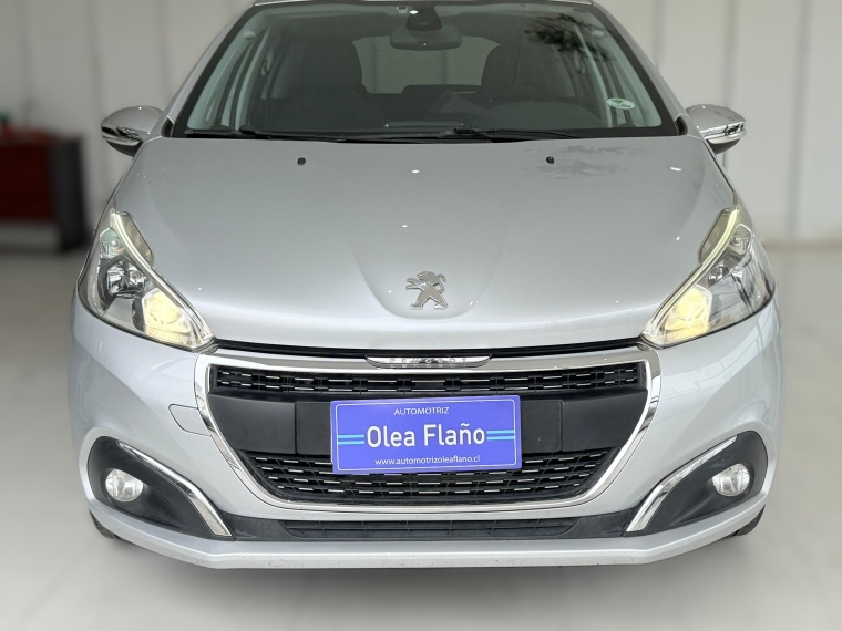 Peugeot 208 Allure Hdi 1.6 2017 Usado en Automotriz Olea Flaño