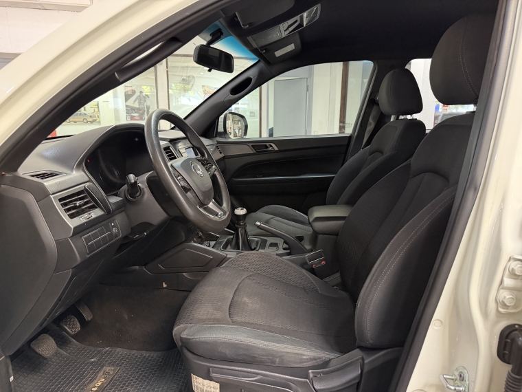 Ssangyong Grand musso Glx 2.2l 6mt 4x2 2022  Usado en Grass & Arueste