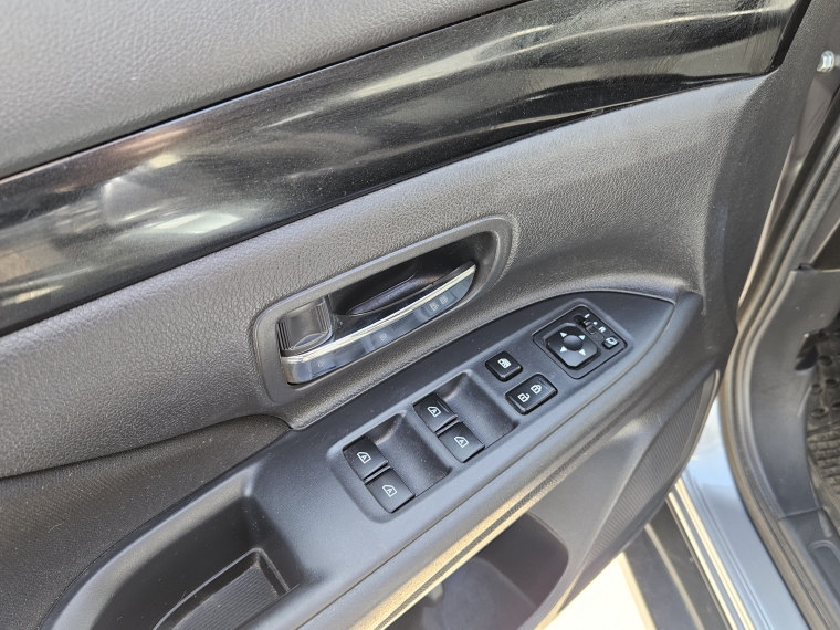 Mitsubishi Outlander Outlander Cvt 2.0 Aut 2019 Usado en Rosselot Usados