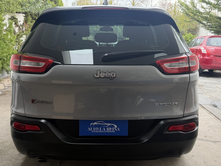 Jeep Cherokee Sport 2015  Usado en Automotriz Alto La Reina