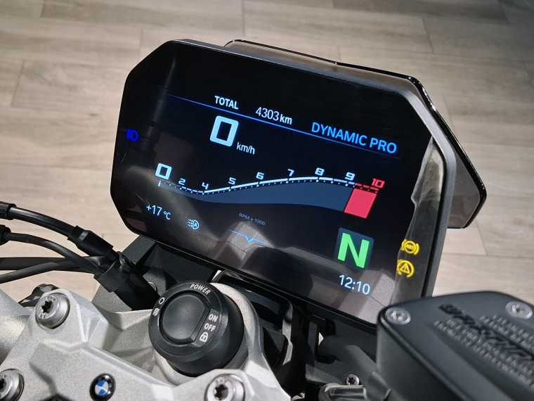 Bmw F 900 r . 2023 Usado en BMW Premium Selection