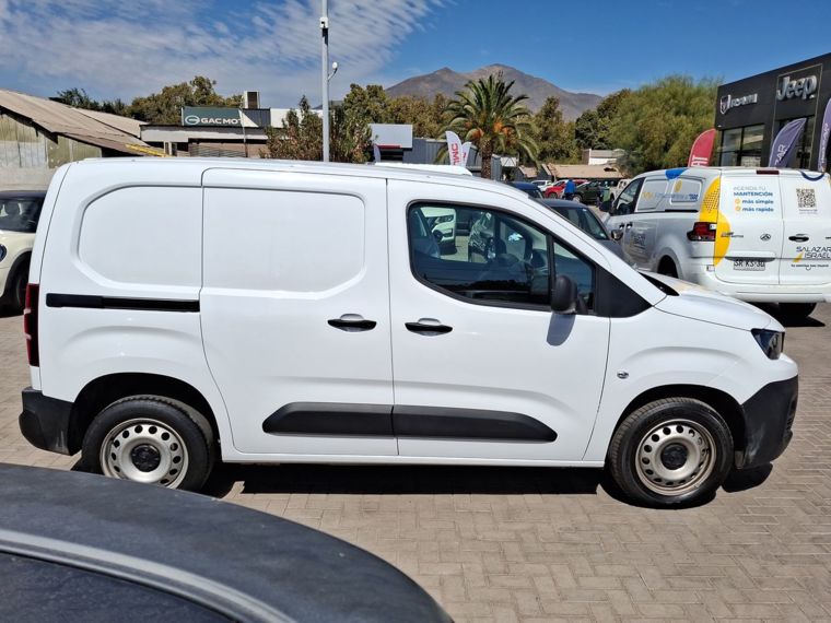 Peugeot Partner Partner L1 Bluehdi 100 2024 Usado  Usado en Webautos.cl