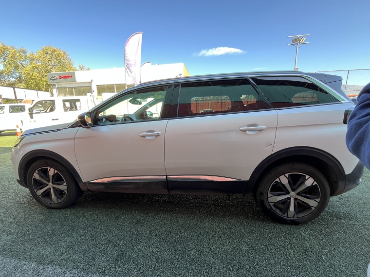 Peugeot 5008 5008 Thp 165 1.6 Aut 2021 Usado en Rosselot Usados