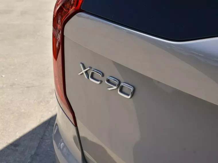 Volvo Xc90 T8 Awd Recharge Ultimate Dark 2025 Usado Usado en Webautos.cl Volvo Xc90 T8 Awd Recharge Ultimate Dark 2025 Usado Usado en Webautos.cl