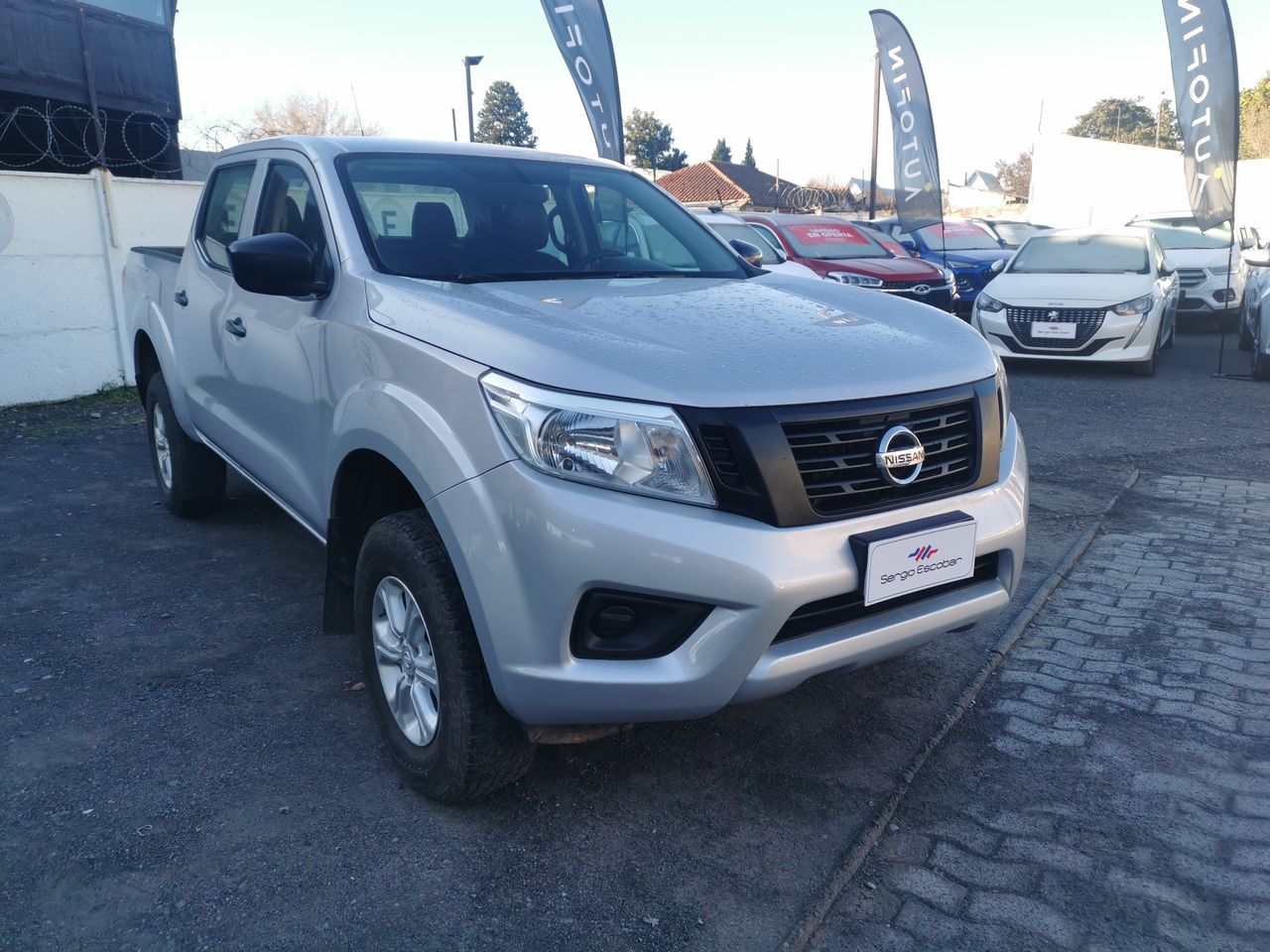 Nissan Np300 Np300 Navara Dcab 4x4 2.3 2021 Usado en Usados de Primera - Sergio Escobar