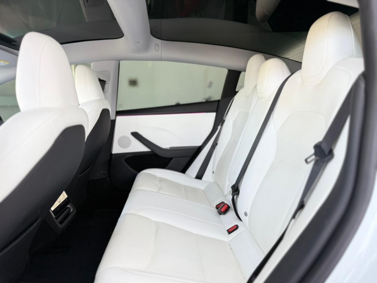 Tesla 3  Model 3 Standard 2025 Usado en Automotriz Olea Flaño