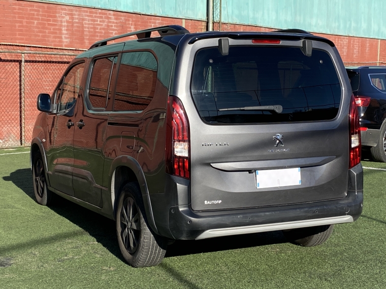 Peugeot Rifter Rifter Bluehdi 130 1.5 At 2022 Usado en Rosselot Usados