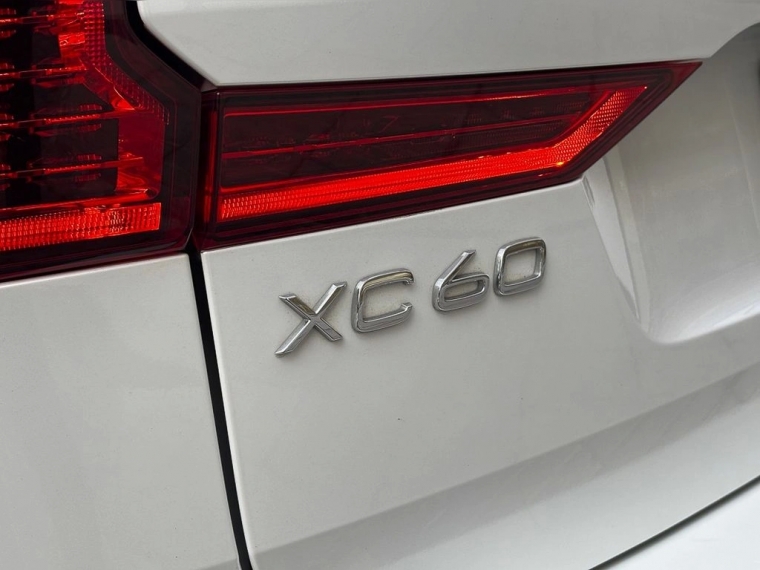 Volvo Xc60 Ii T8 Recharge 4x4 2.0 Aut 2024 Usado Usado en BMW Premium Selection Volvo Xc60 Ii T8 Recharge 4x4 2.0 Aut 2024 Usado Usado en BMW Premium Selection