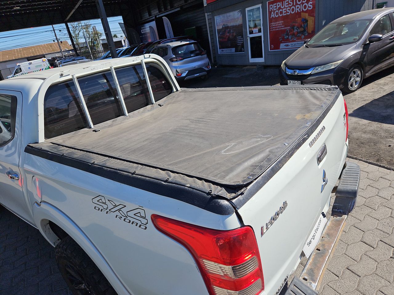 Mitsubishi L200 L200 Katana Dcab Crt 4x4 2.4 2018 Usado Usado en Webautos.cl Mitsubishi L200 L200 Katana Dcab Crt 4x4 2.4 2018 Usado Usado en Webautos.cl