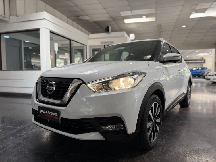 Nissan Exclusive 1.6l Aut 2019  Usado en Grass & Arueste
