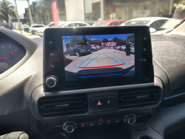 Peugeot Partner Partner L2 Bluehdi 100 2023 Usado en Rosselot Usados