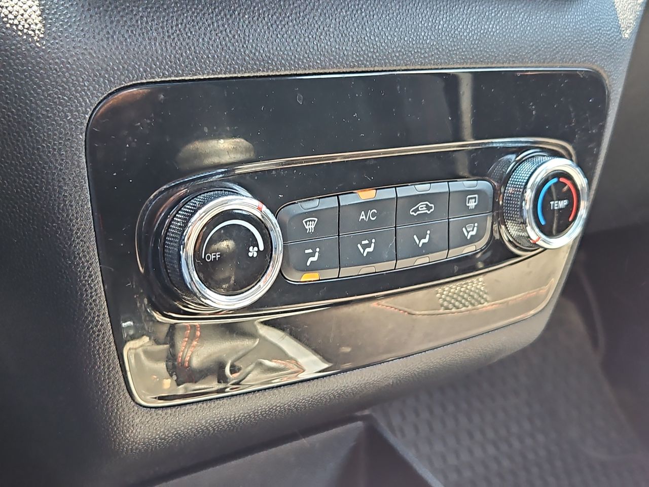 Jac Js2 Js2 Hatchback 1.5 2024 Usado en Usados de Primera - Sergio Escobar