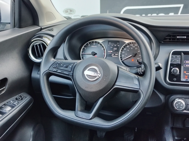 Nissan Kicks 1.6  Play  Sense Mt 2025 Usado  Usado en Kovacs Usados