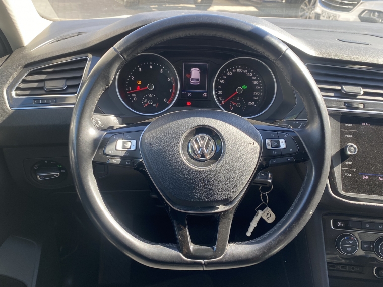 Volkswagen Tiguan Trendline 1.4 At 2018 Usado  Usado en Kovacs Usados