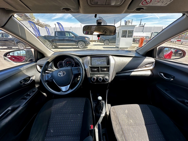 Toyota Yaris 1.5 Sedan Gli E Mt 2023 Usado  Usado en Kovacs Usados