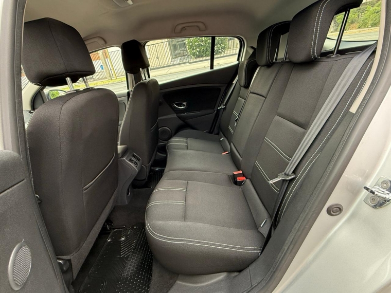 Renault Megane Dynamique Hb 2.0 At 2015 Usado en Automotriz Olea Flaño