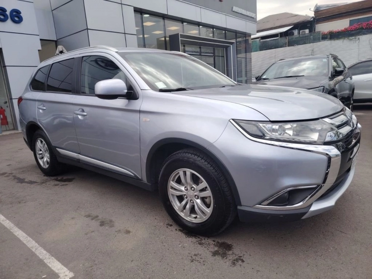 MITSUBISHI OUTLANDER 2.0 MT 2017