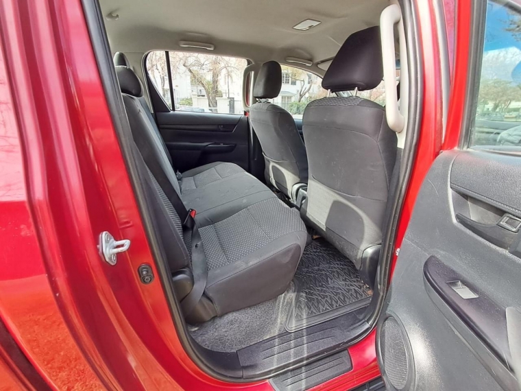 TOYOTA HILUX DX 4X2 2.4 - imagen 9