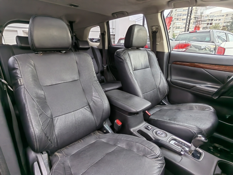 Mitsubishi Outlander Outlander Gls 2.4 4x4 Ac 2015 Usado en Rosselot Usados