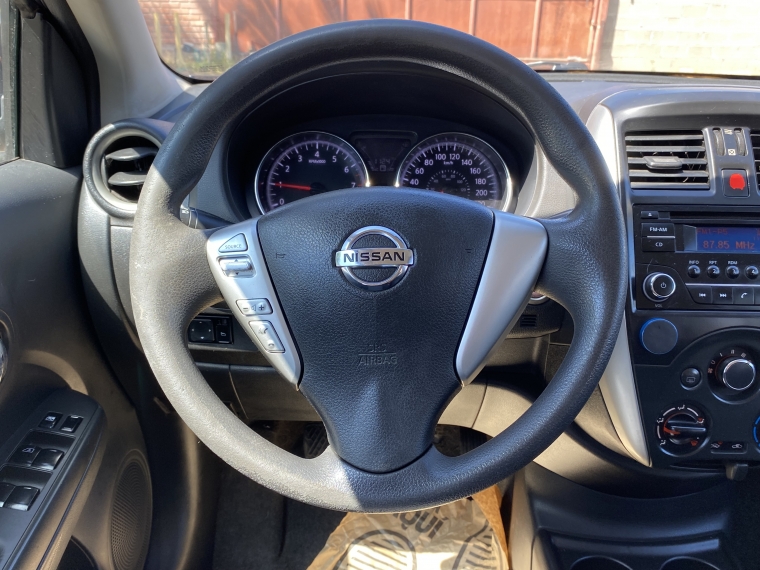Nissan Versa 1.6 Sense Mt 2018 Usado  Usado en Kovacs Usados