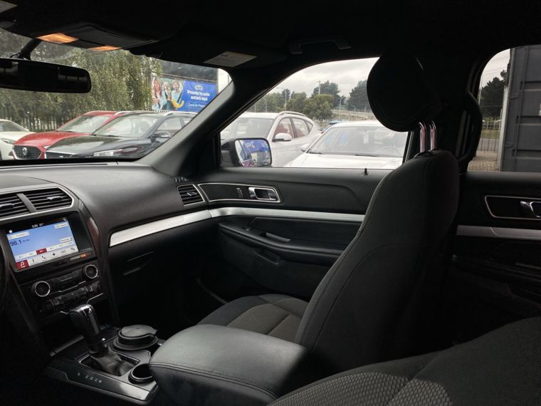 Ford Explorer Explorer 3.5 Xlt 4x2 At 5p 2018 Usado  Usado en Webautos.cl