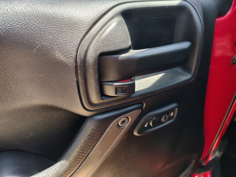 Jeep Wrangler Unlimited Sport 3.6 At 2014 Usado  Usado en Kovacs Usados