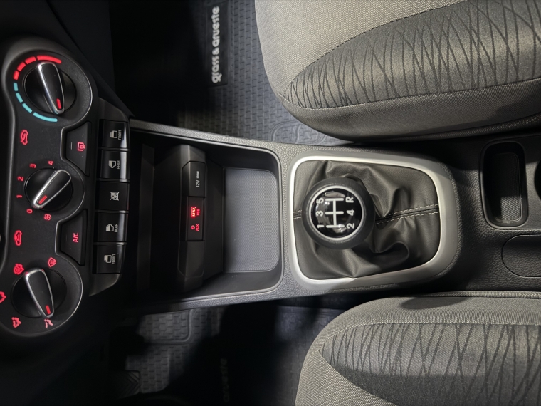 Kia Soluto Ex 1.4l 5mt Full 2026  Usado en Grass & Arueste