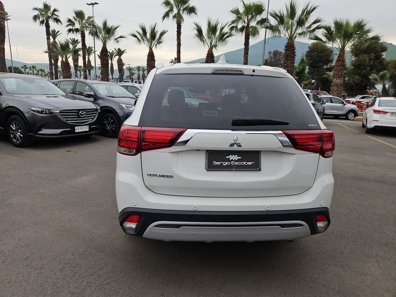 Mitsubishi Outlander Outlander 4x4  2.4  Aut 2022 Usado en Usados de Primera - Sergio Escobar